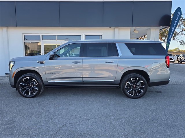 New 2026 GMC Yukon XL Denali w/ Sun & Power Step Package image 4