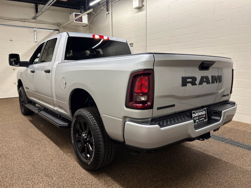 Used 2026 RAM 2500 Big Horn AWD/4WD image 4