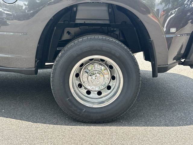 New 2026 RAM 3500 Laramie AWD/4WD image 22