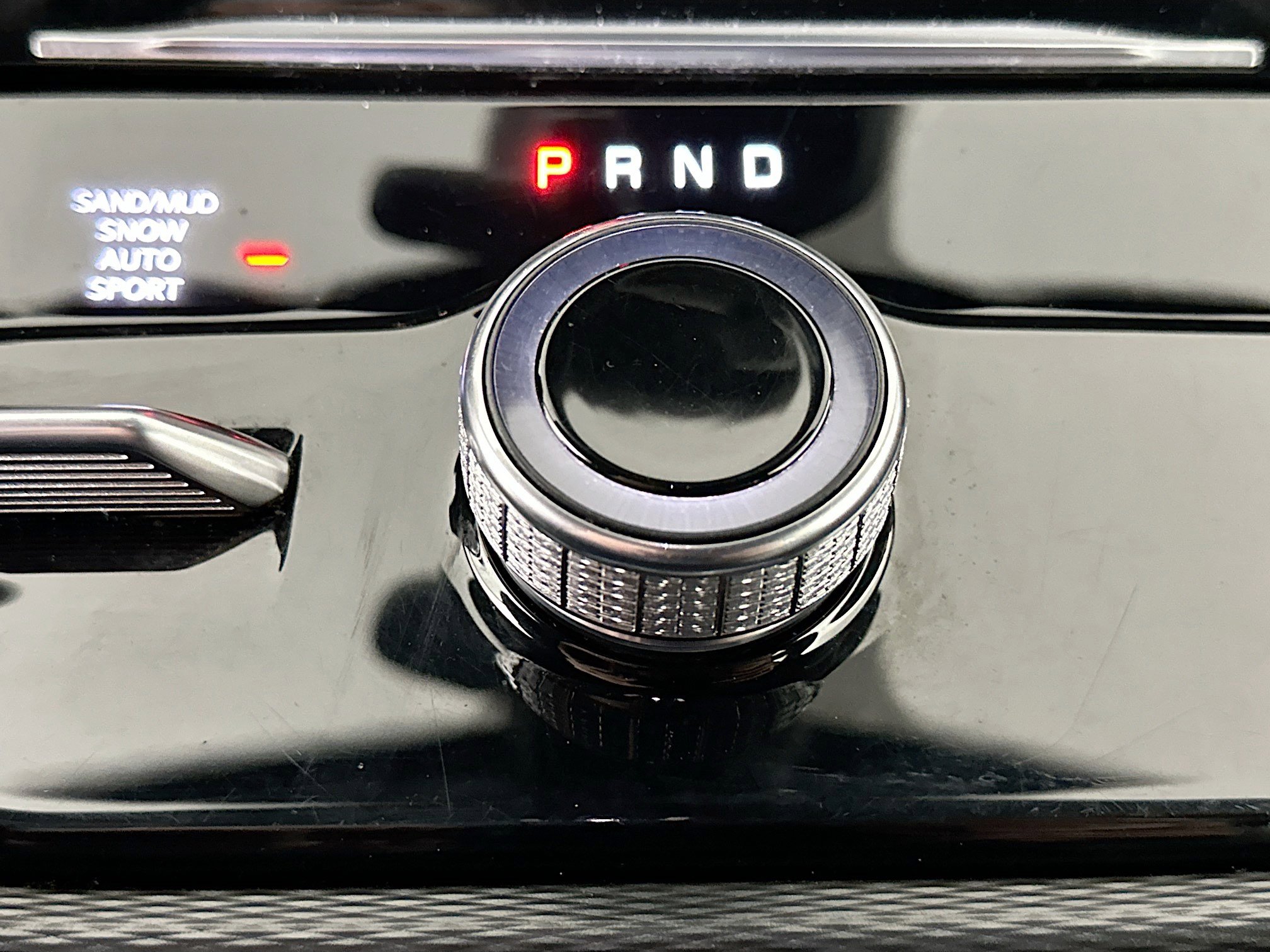 Used 2024 Jeep Grand Cherokee Limited image 25