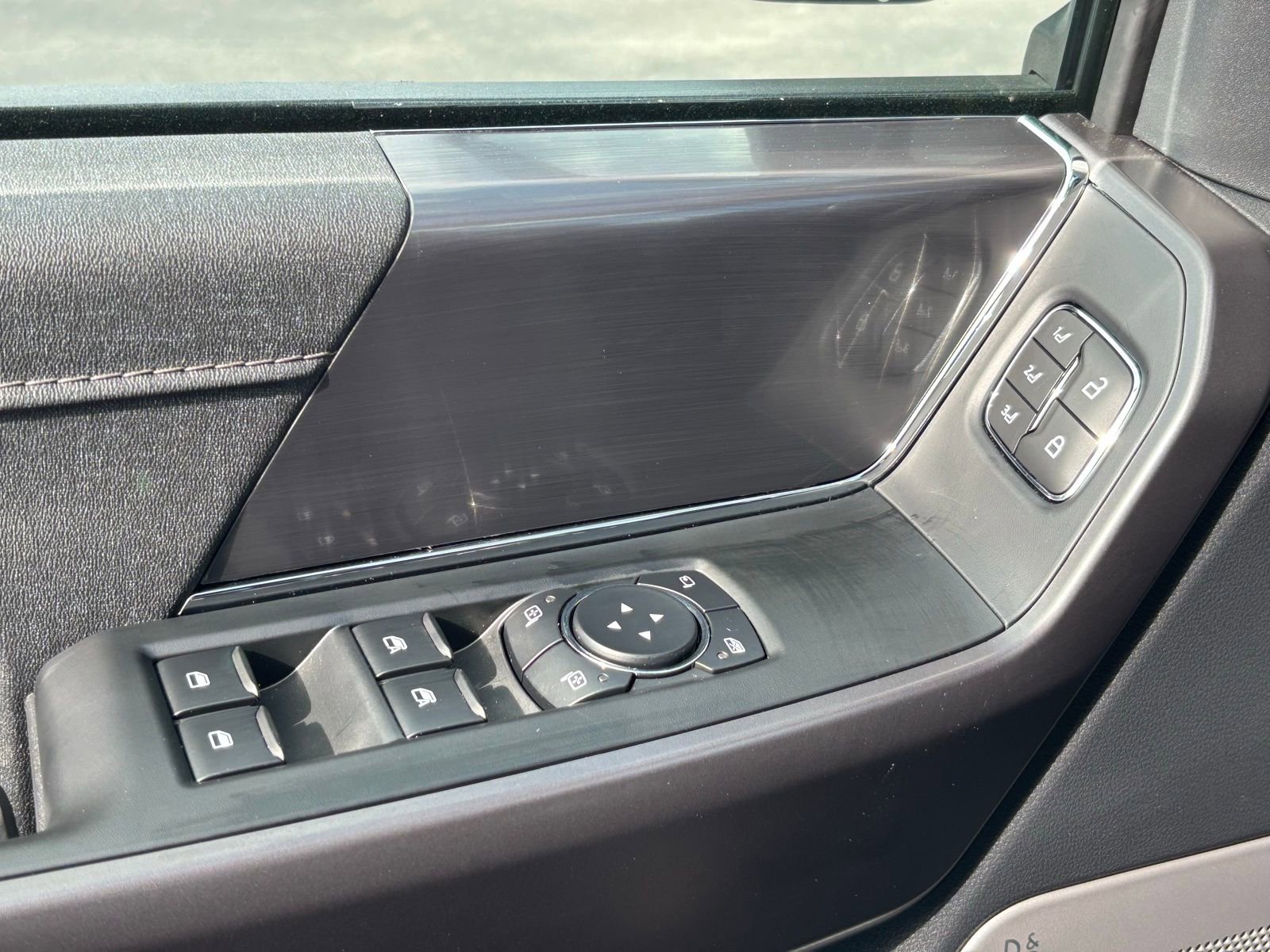 New 2026 Ford F150 Lariat w/ Equipment Group 501A Mid AWD/4WD image 16