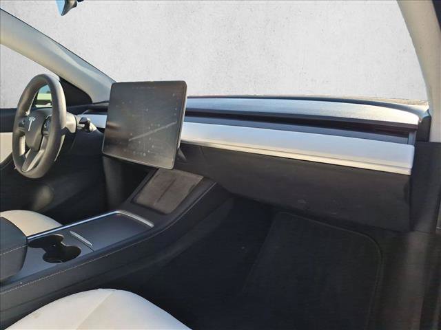 Used 2021 Tesla Model Y Long Range AWD/4WD image 14