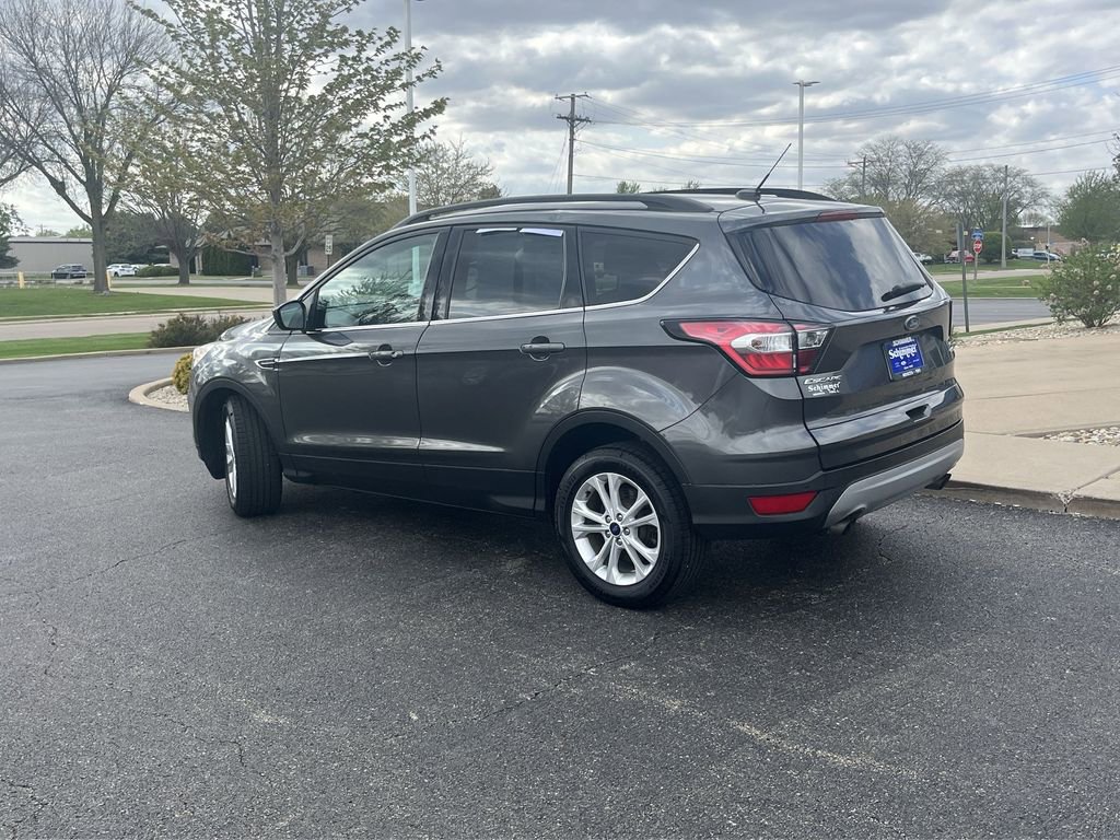 Used 2017 Ford Escape SE w/ Equipment Group 201A FWD image 7