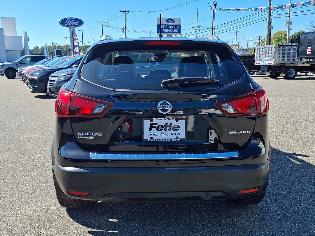 Used 2019 Nissan Rogue Sport SL w/ Premium Package AWD/4WD image 5