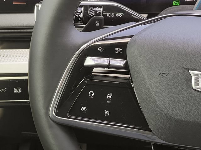 New 2027 Cadillac Optiq Luxury w/ LPO, Floor Liner Package AWD/4WD image 11