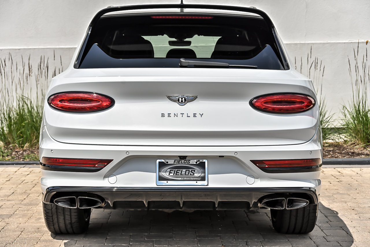 Used 2022 Bentley Bentayga AWD/4WD image 12