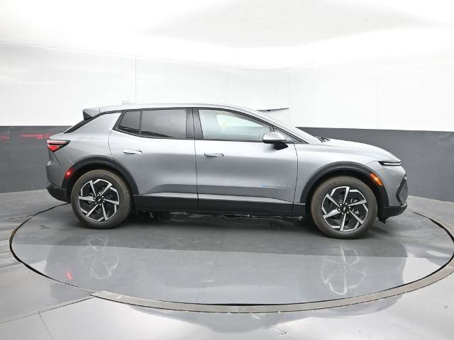 New 2026 Chevrolet Equinox EV LT image 6