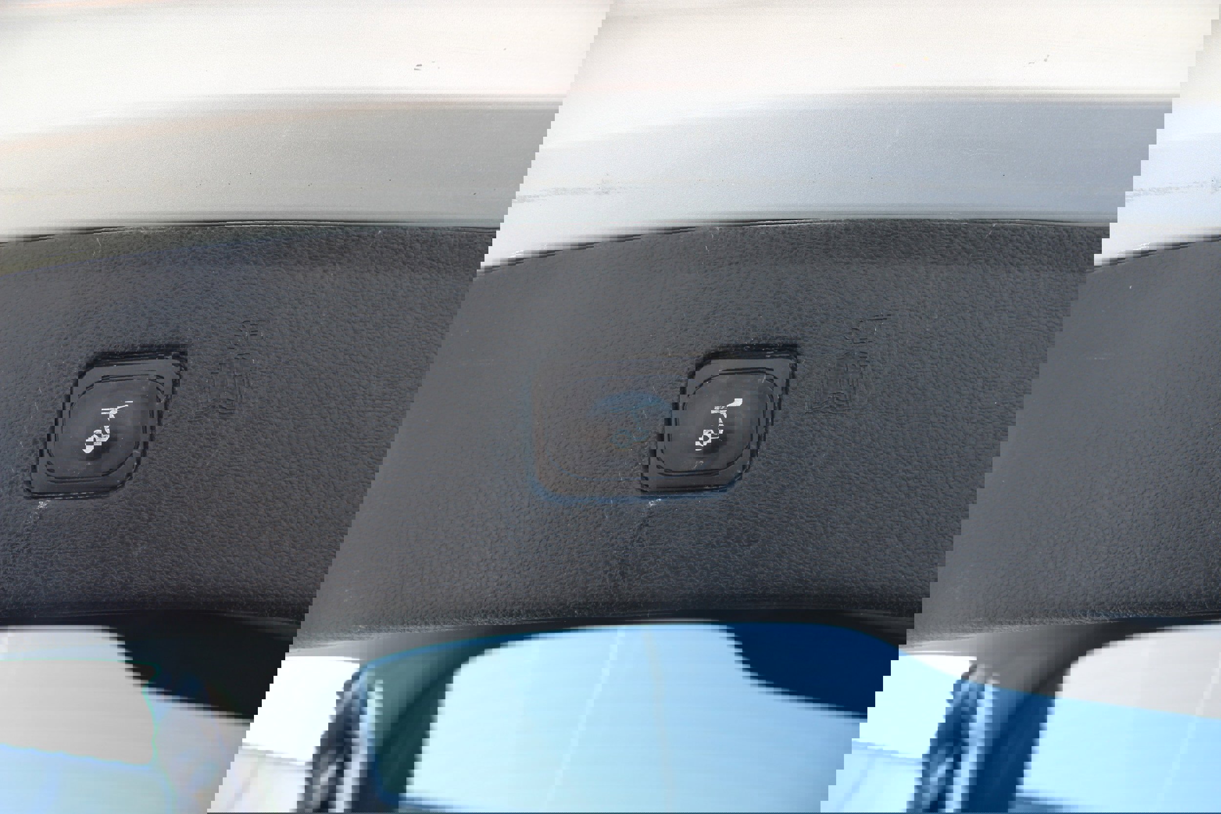 Used 2018 Ford Edge Titanium w/ Technology Package image 20