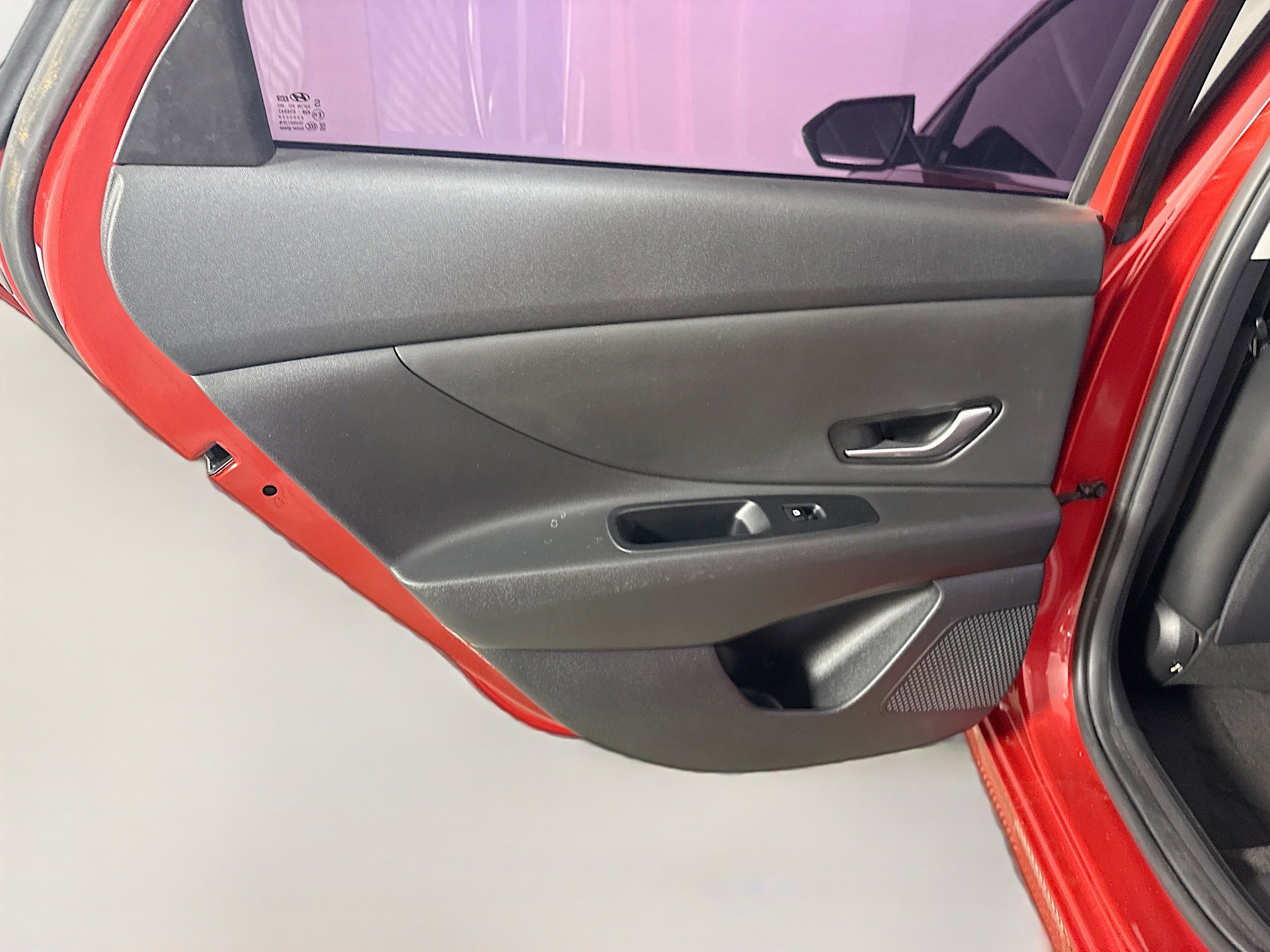 Used 2021 Hyundai Elantra Limited image 26