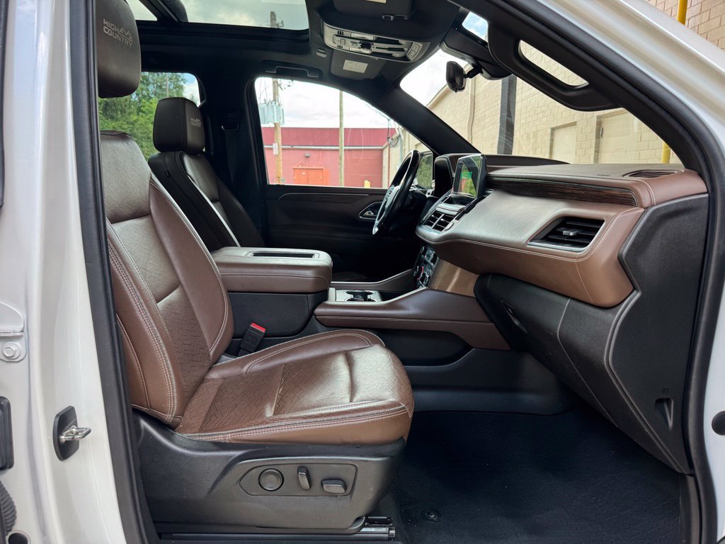 Used 2021 Chevrolet Tahoe High Country AWD/4WD image 34