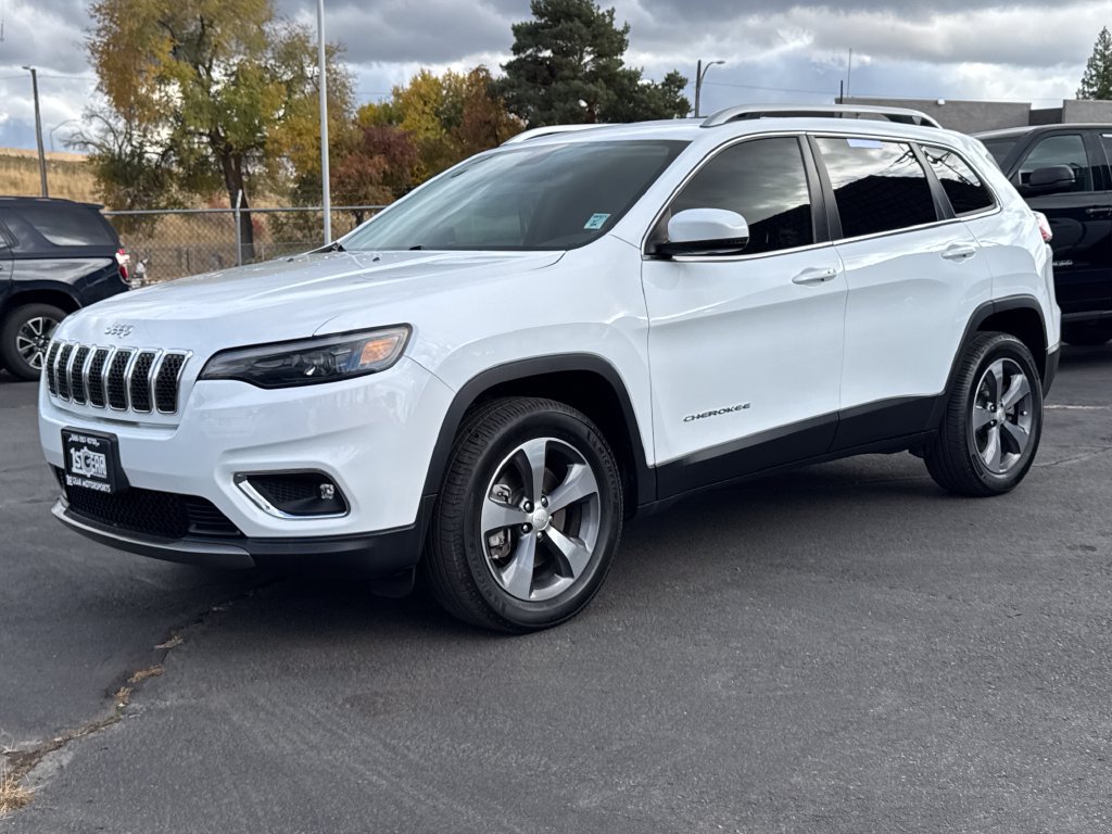 Used 2019 Jeep Cherokee Limited AWD/4WD image 3