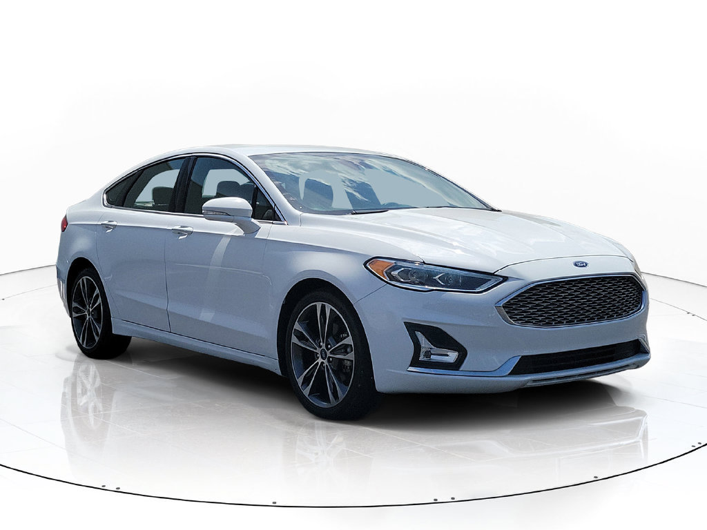 Used 2019 Ford Fusion Titanium AWD/4WD image 3