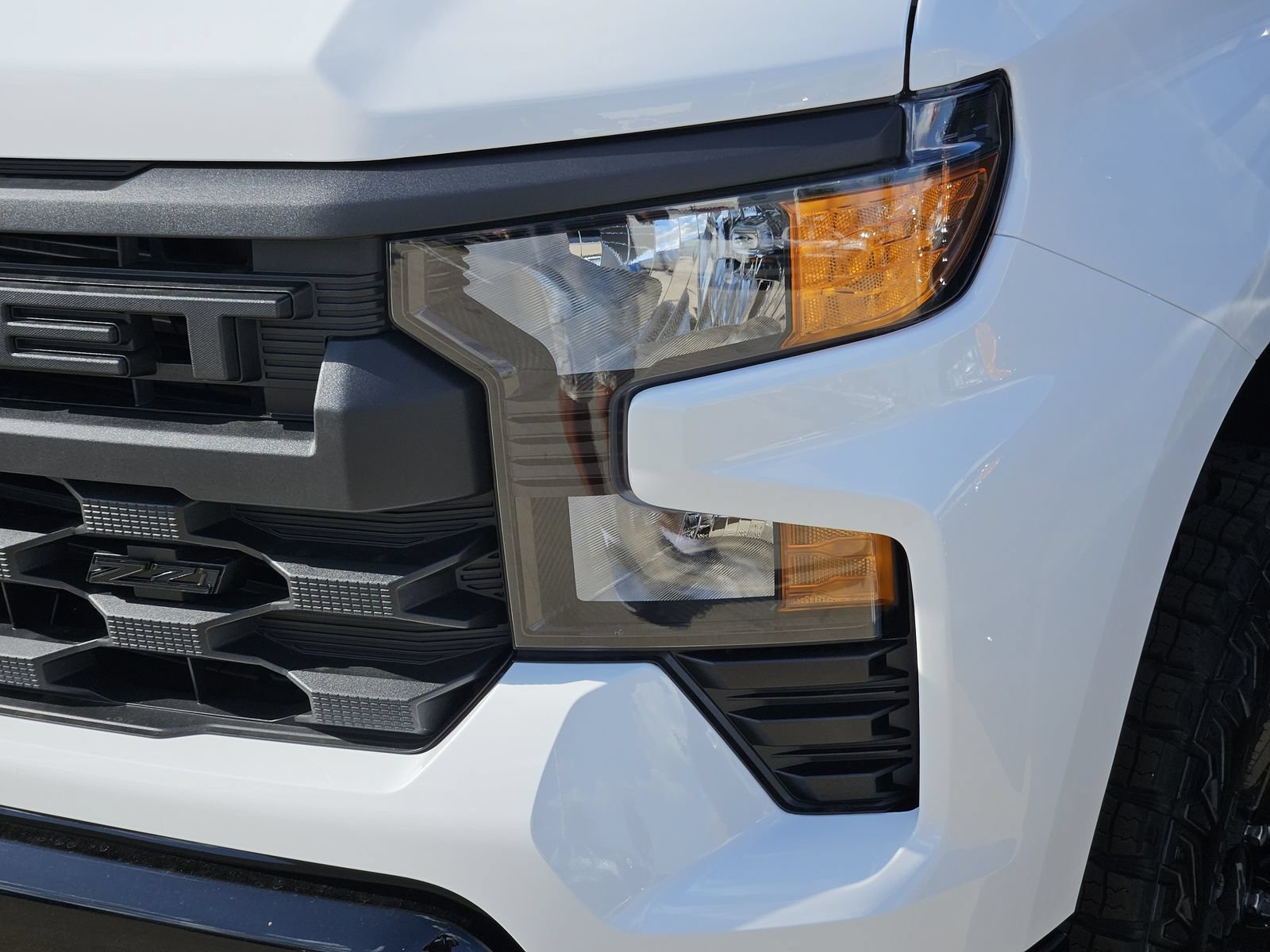 New 2026 Chevrolet Silverado 1500 Custom Trail Boss w/ LPO, Dark Essentials Package AWD/4WD image 10