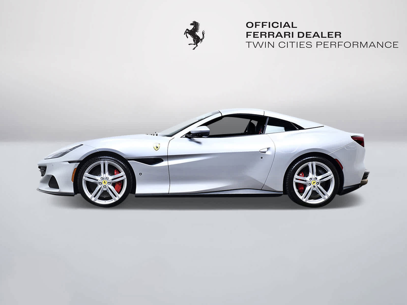 Certified 2022 Ferrari Portofino M image 2
