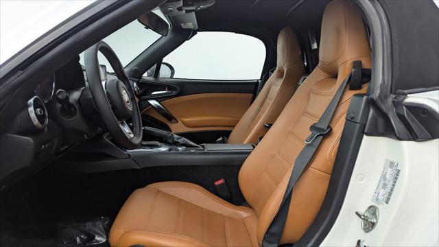 Used 2020 FIAT 124 Spider Lusso RWD image 14