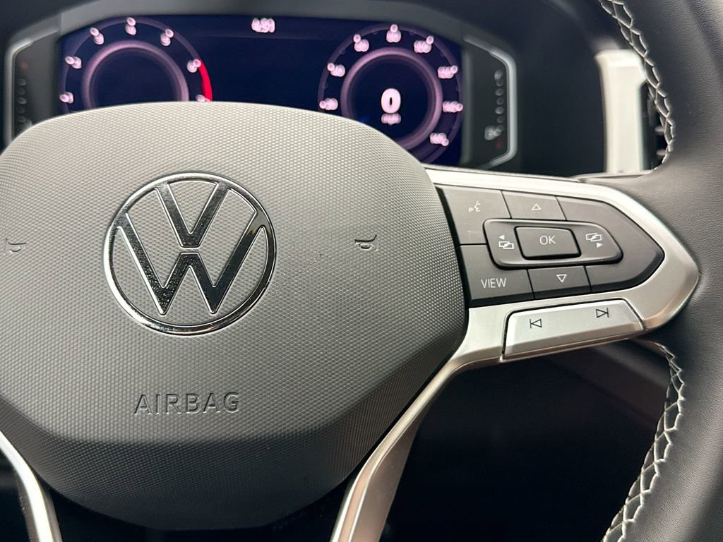 Used 2023 Volkswagen Atlas Cross Sport SE FWD image 12