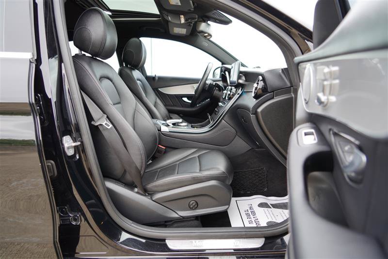 Used 2019 Mercedes-Benz GLC 300 4MATIC Coupe image 69