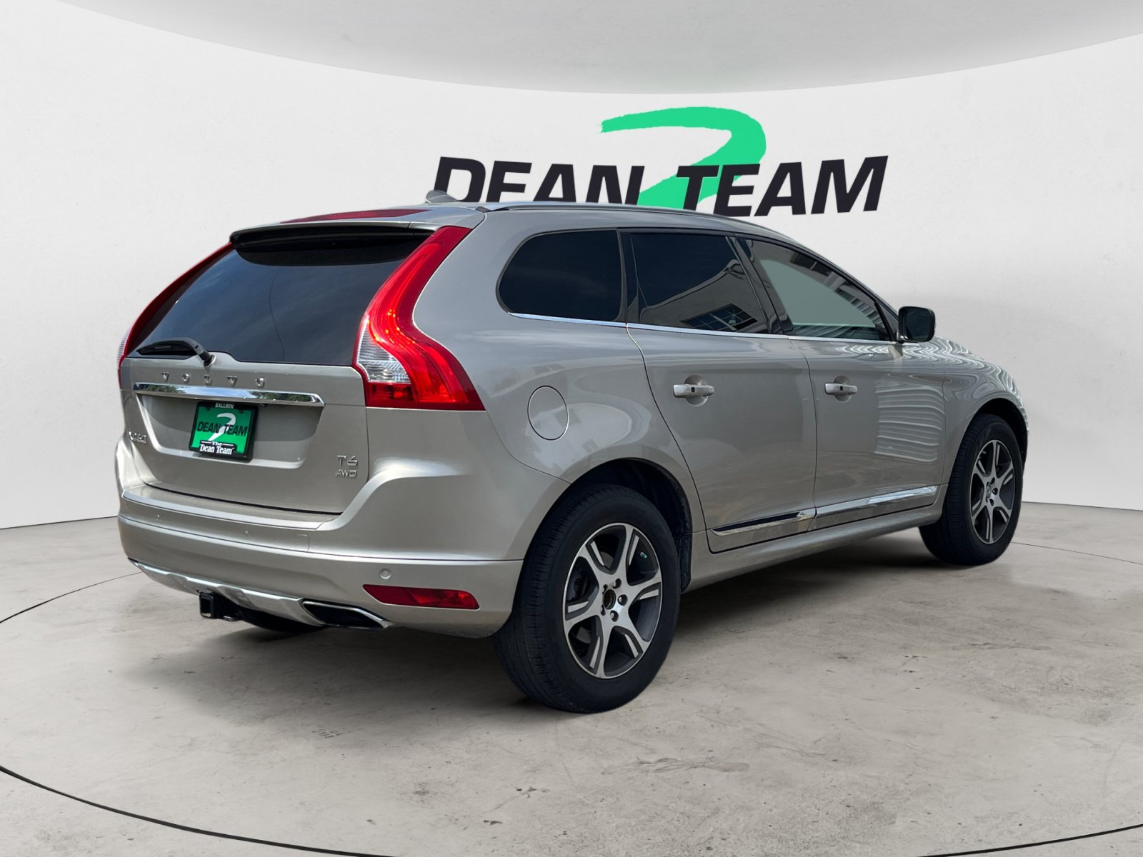 Used 2015 Volvo XC60 T6 Platinum AWD/4WD image 8