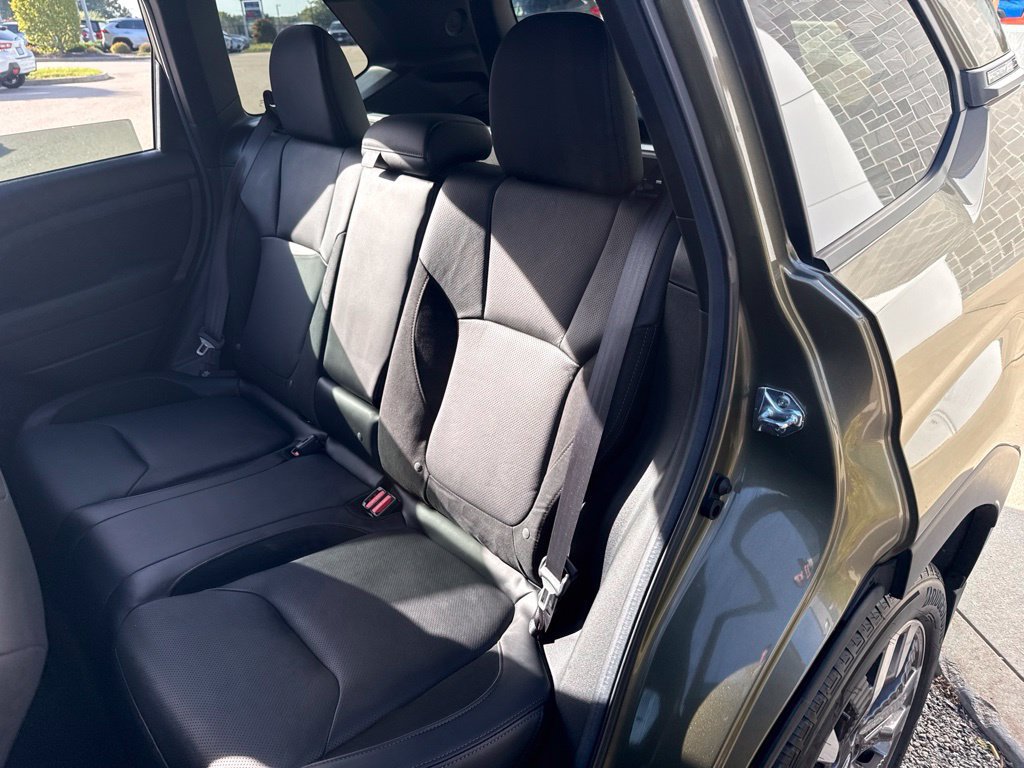 Used 2026 Subaru Forester Touring AWD/4WD image 28