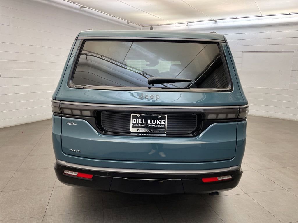 New 2026 Jeep Grand Wagoneer Limited AWD/4WD image 5
