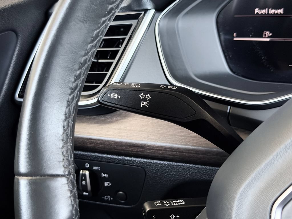 Used 2023 Audi Q5 2.0T Premium Plus w/ Premium Plus Package AWD/4WD image 14