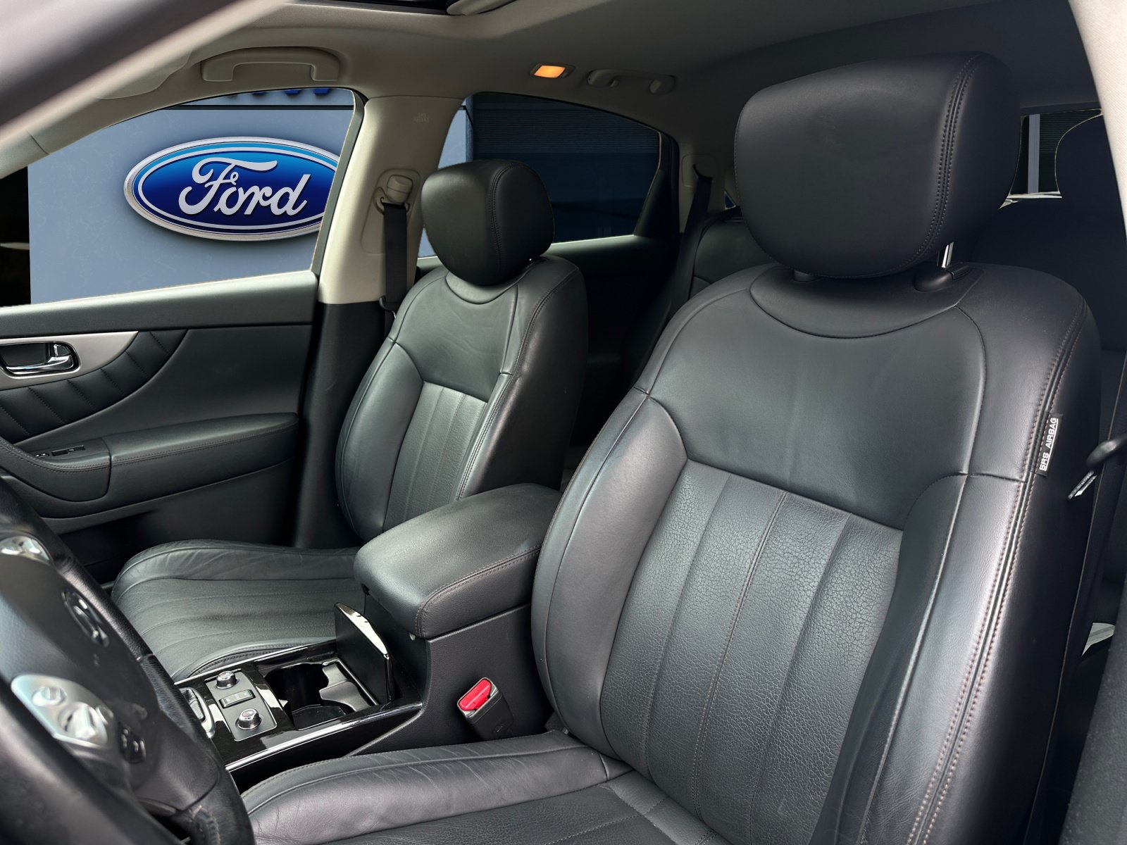 Used 2016 INFINITI QX70 2WD w/ Premium Package image 11