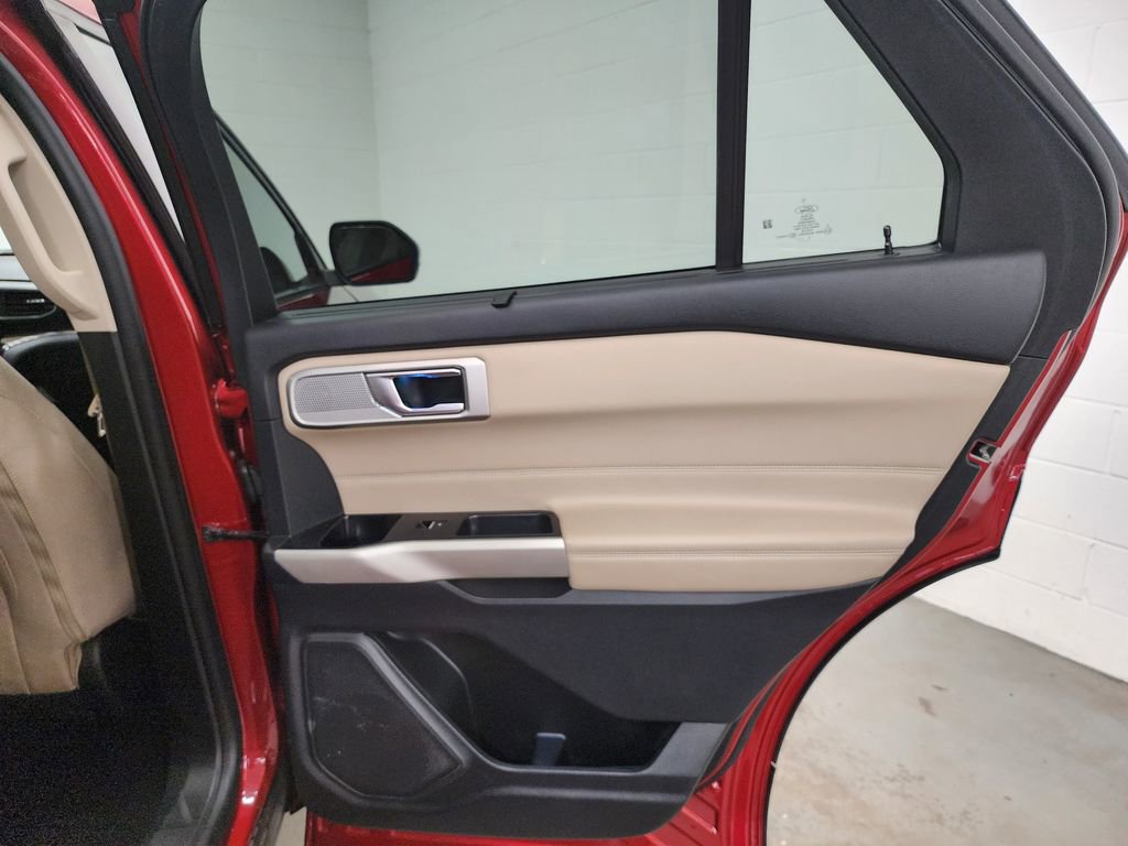 Used 2021 Ford Explorer Limited w/ Equipment Group 301A image 35