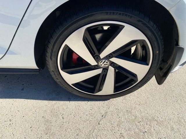 Used 2021 Volkswagen GTI S image 21