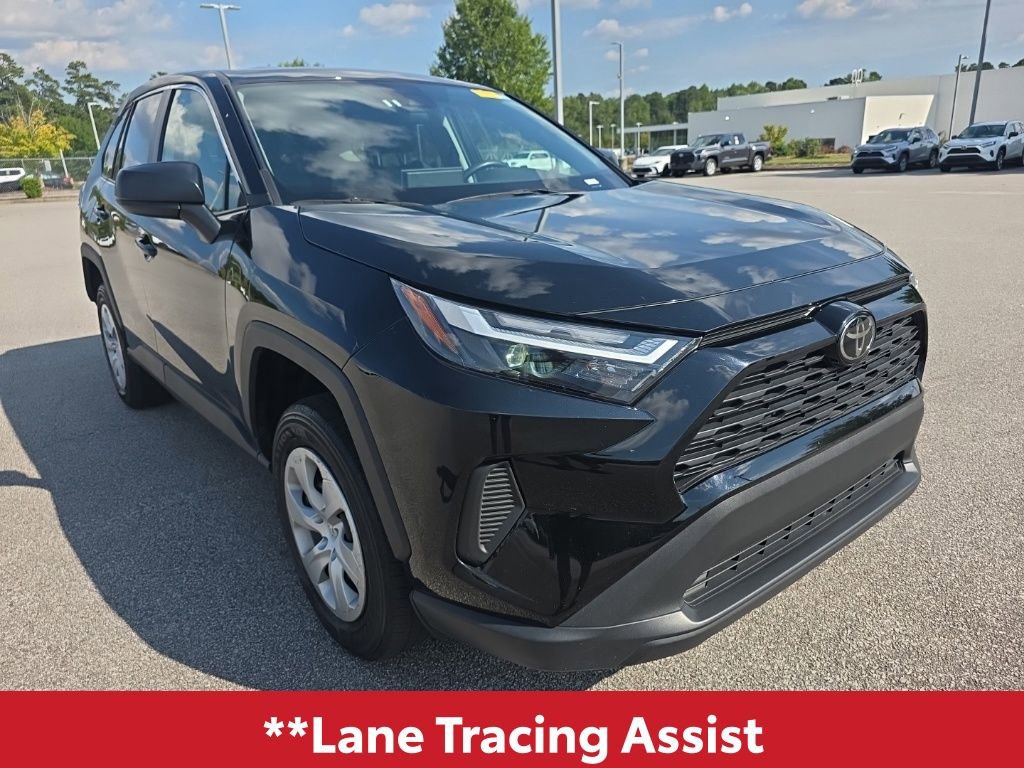 Used 2024 Toyota RAV4 LE image 9