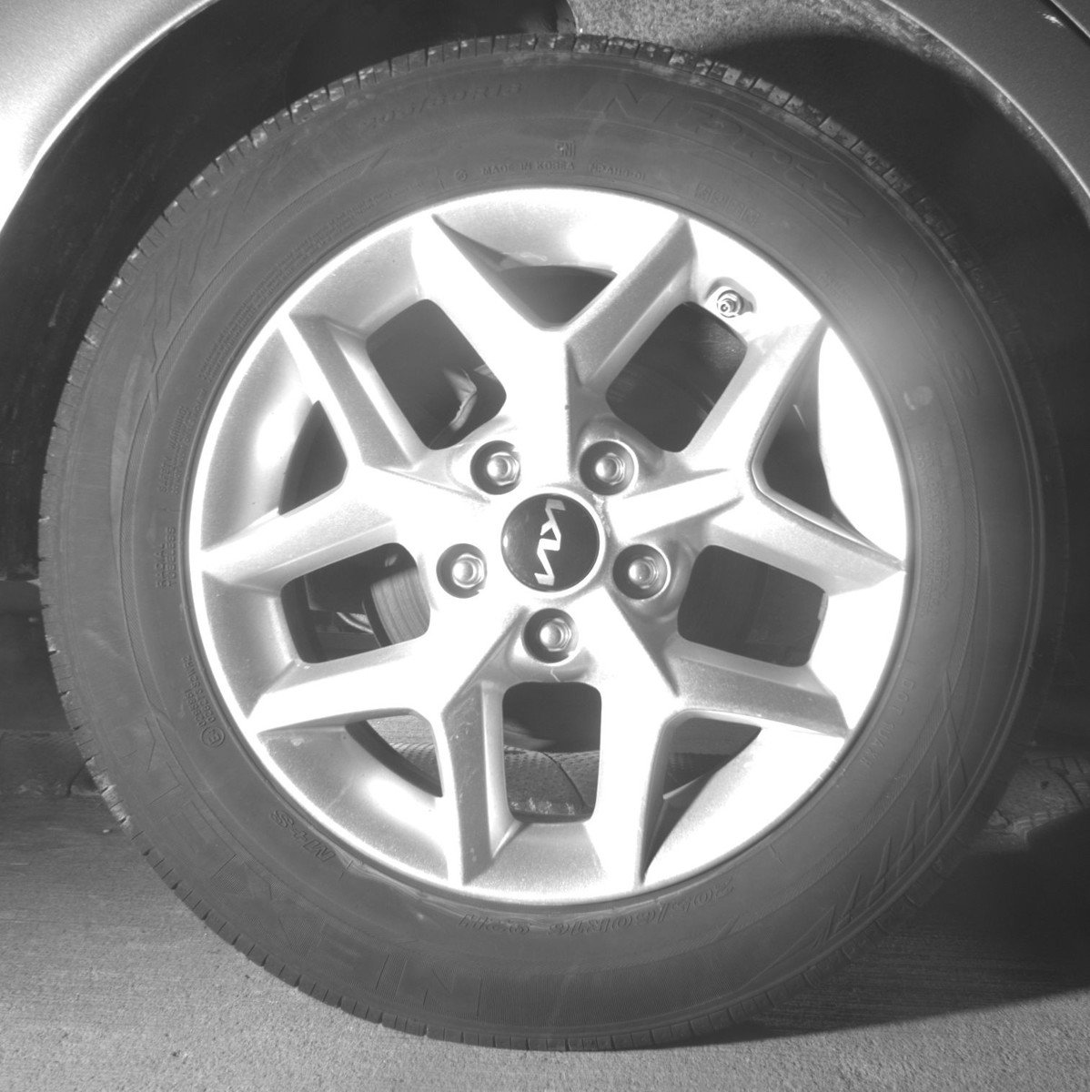 Used 2025 Kia Soul LX w/ LX Technology Package FWD image 15