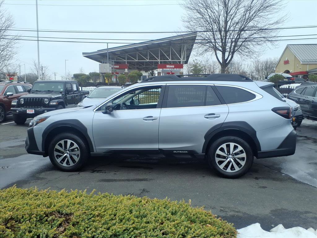 Certified 2024 Subaru Outback Premium image 6