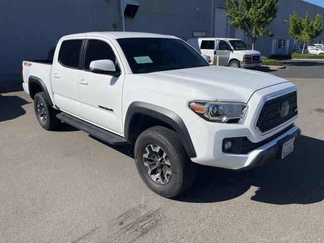 Used 2018 Toyota Tacoma TRD Off-Road w/ Technology Package image 1