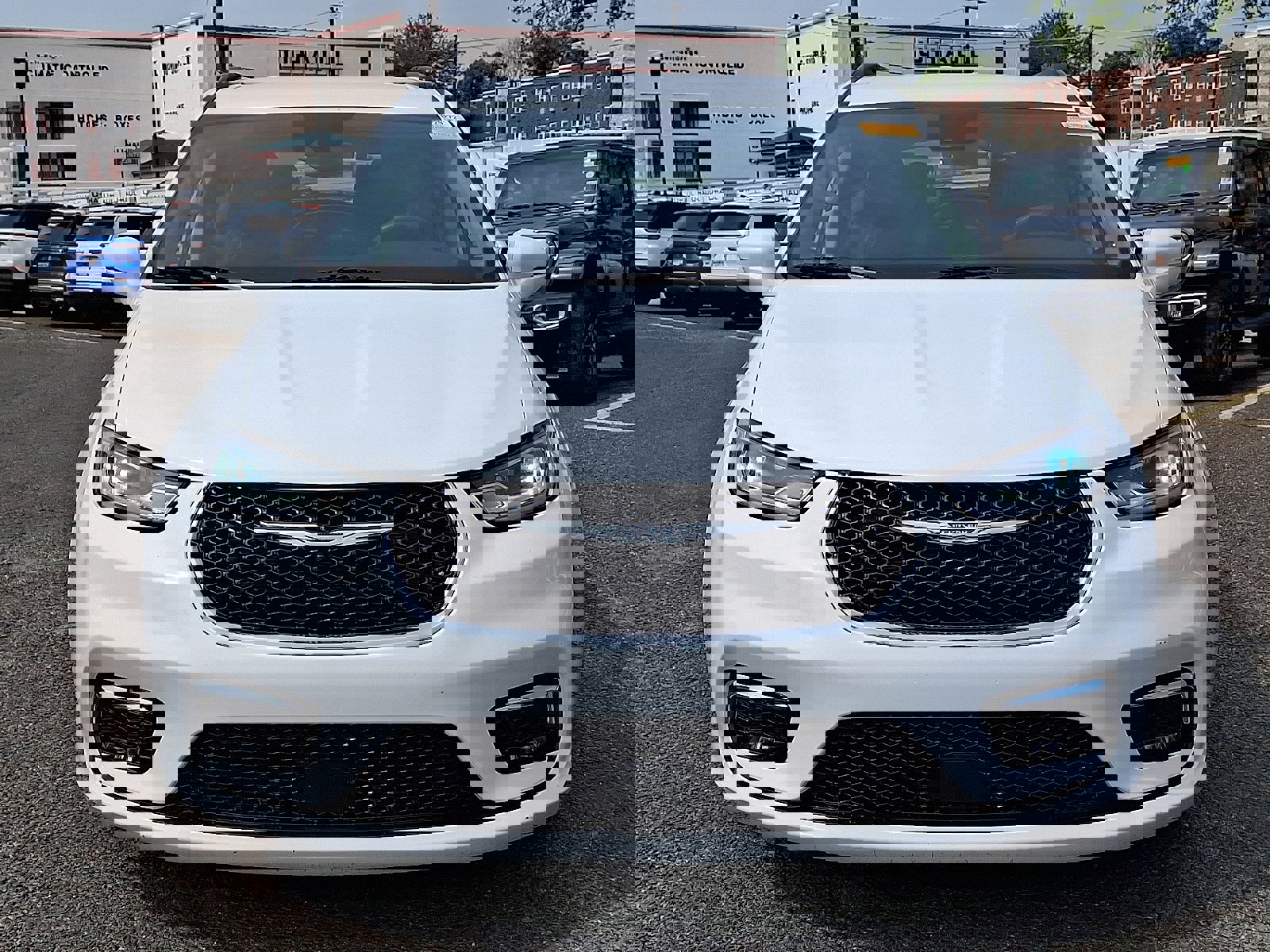 Used 2022 Chrysler Pacifica Touring-L video 2