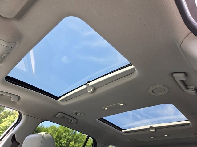 Used 2018 GMC Acadia SLT FWD image 19