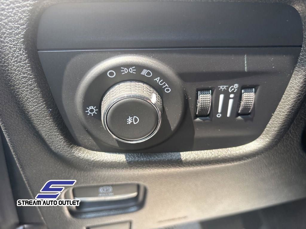 Used 2021 Jeep Grand Cherokee L Limited image 26