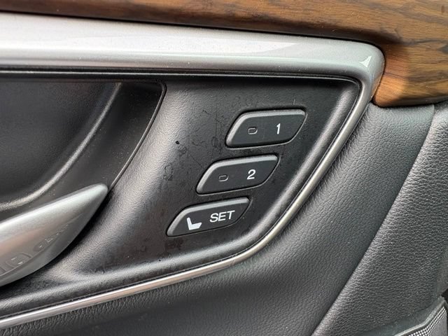 Used 2022 Honda CR-V Touring image 12