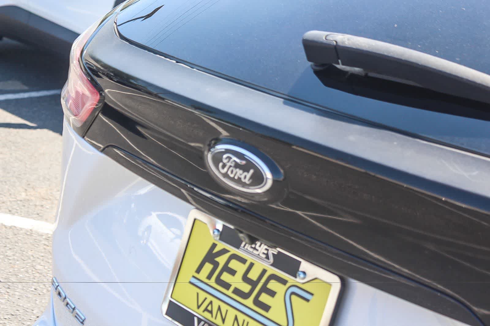 Used 2019 Ford Edge ST w/ Equipment Group 401A AWD/4WD image 9