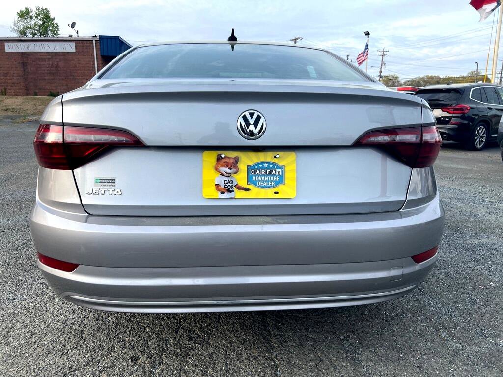 Used 2021 Volkswagen Jetta SE image 5