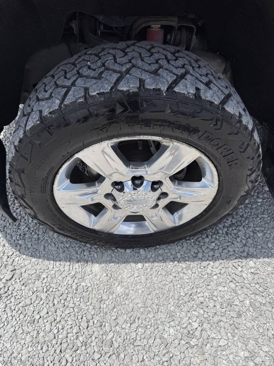 Used 2018 Chevrolet Silverado 2500 LTZ w/ Duramax Plus Package AWD/4WD image 9