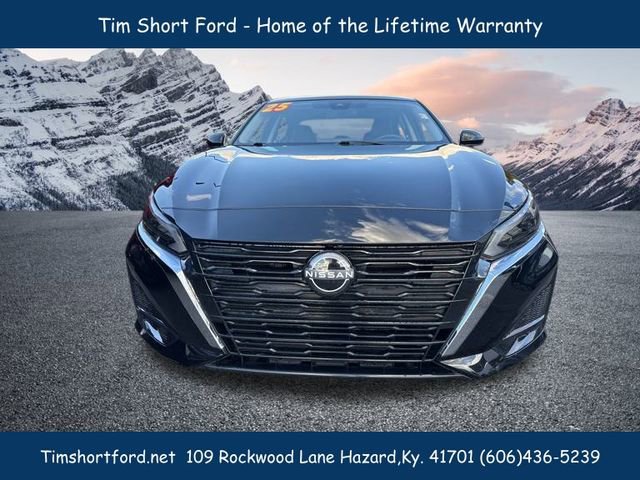Used 2025 Nissan Altima 2.5 SL image 2