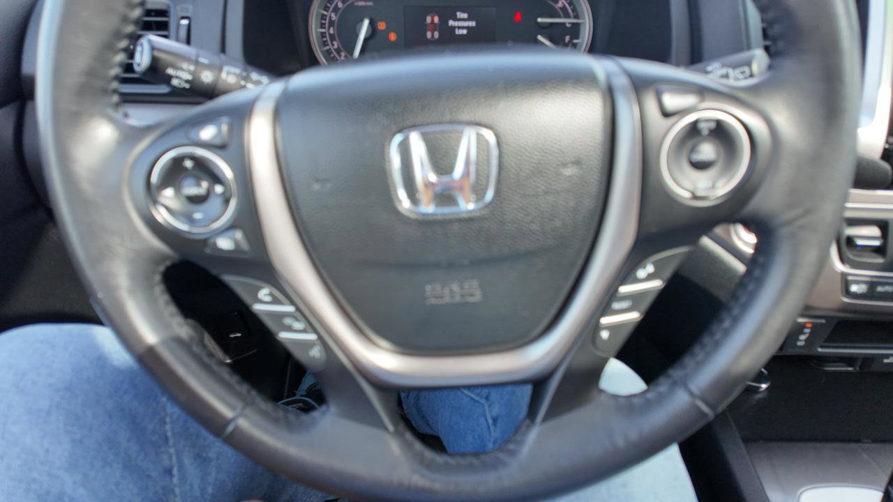 Used 2017 Honda Pilot EX-L image 11