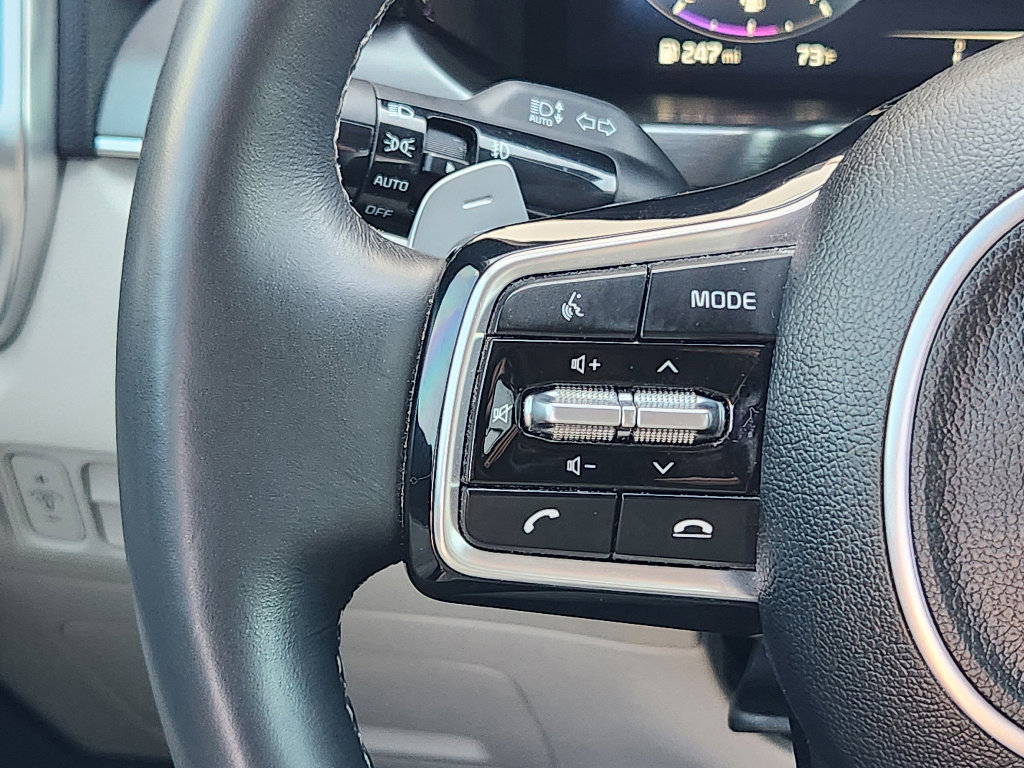 Certified 2023 Kia Sorento SX image 28