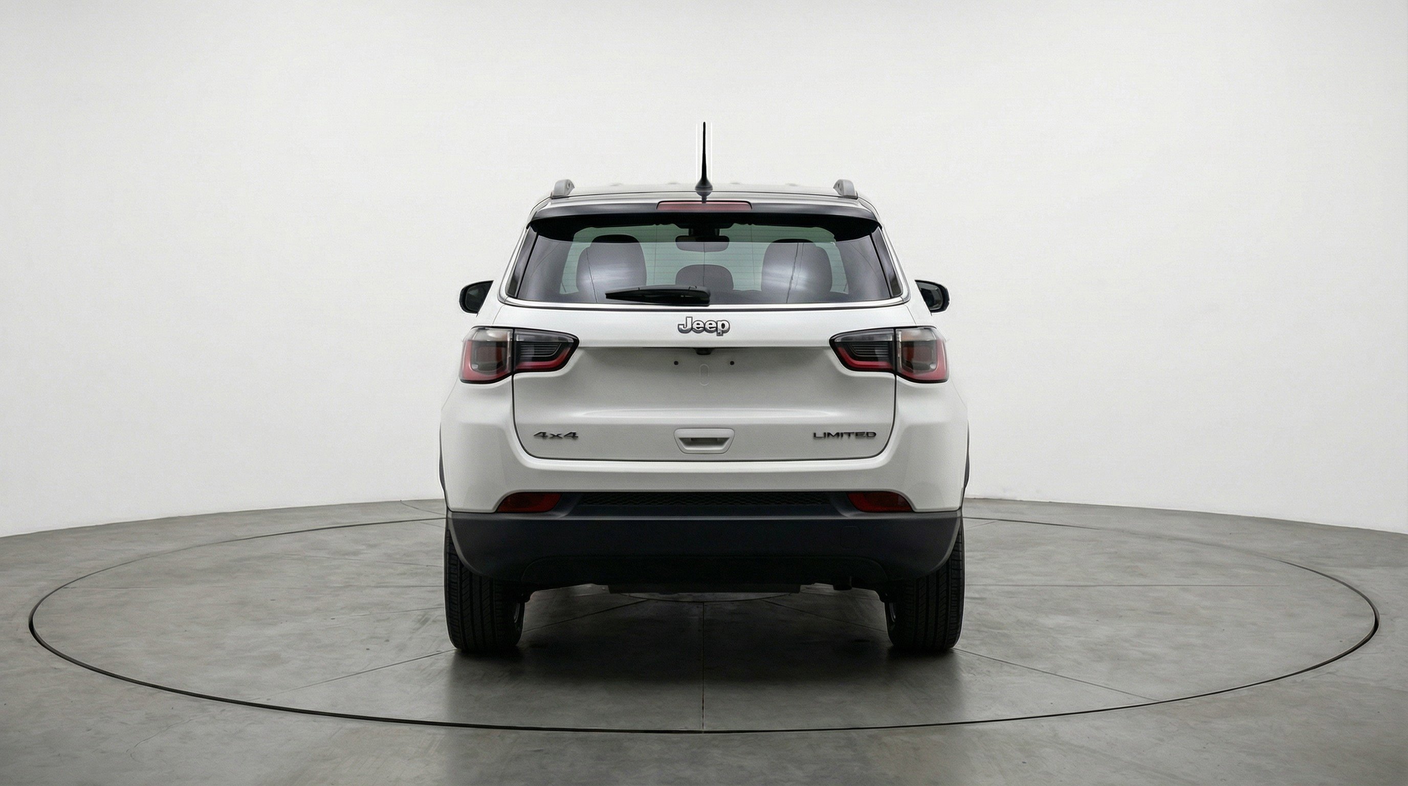 Used 2025 Jeep Compass Limited image 7