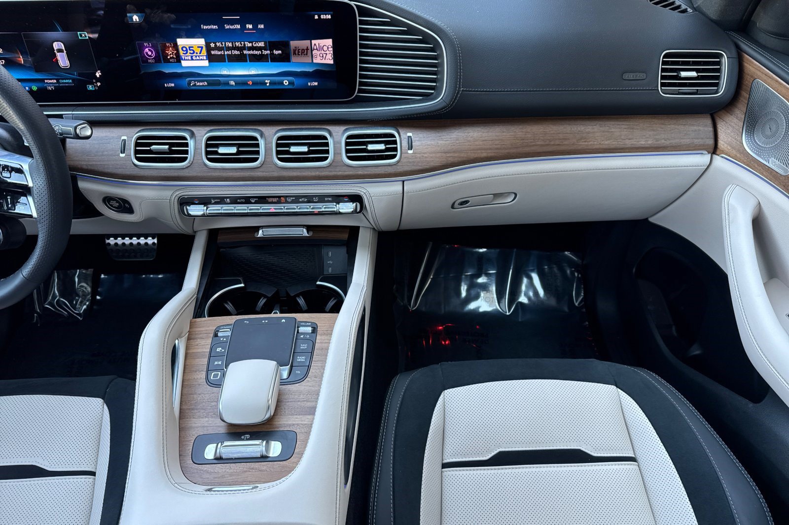 Certified 2026 Mercedes-Benz GLE 53 AMG 4MATIC image 30
