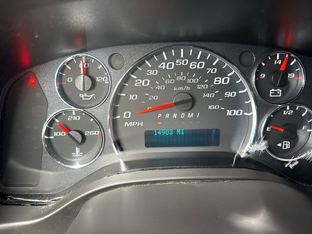 Used 2023 GMC Savana 2500 w/ Driver Convenience Package image 19