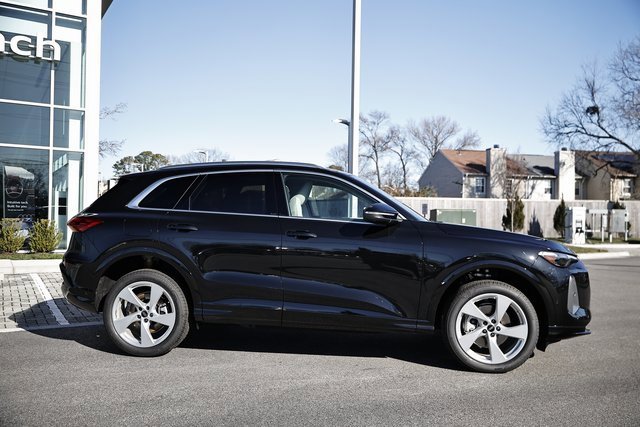 New 2025 Audi Q5 Prestige image 4