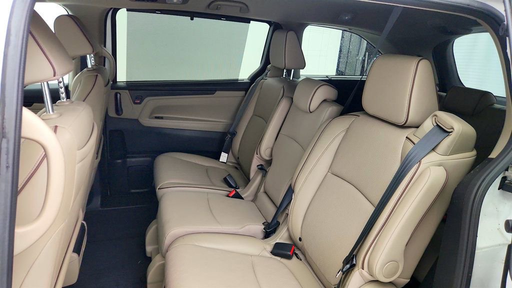 Used 2023 Honda Odyssey Elite image 21