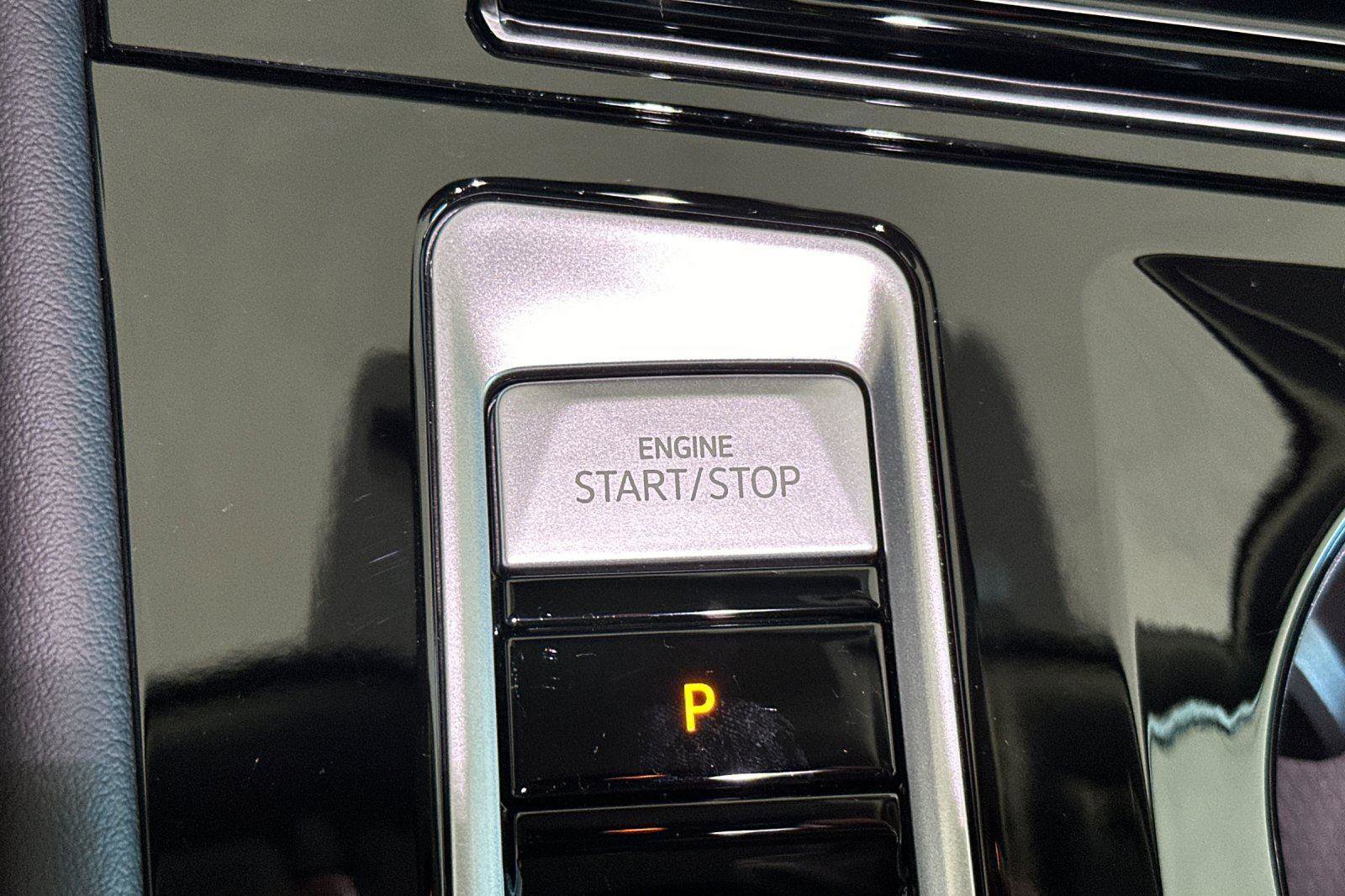 New 2026 Volkswagen Atlas SEL Premium R-Line image 23