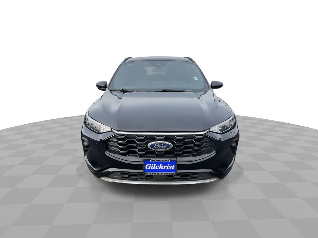 Used 2023 Ford Escape ST-Line image 3