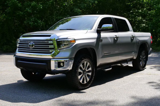 Used 2020 Toyota Tundra Limited w/ Limited Premium Package AWD/4WD image 6